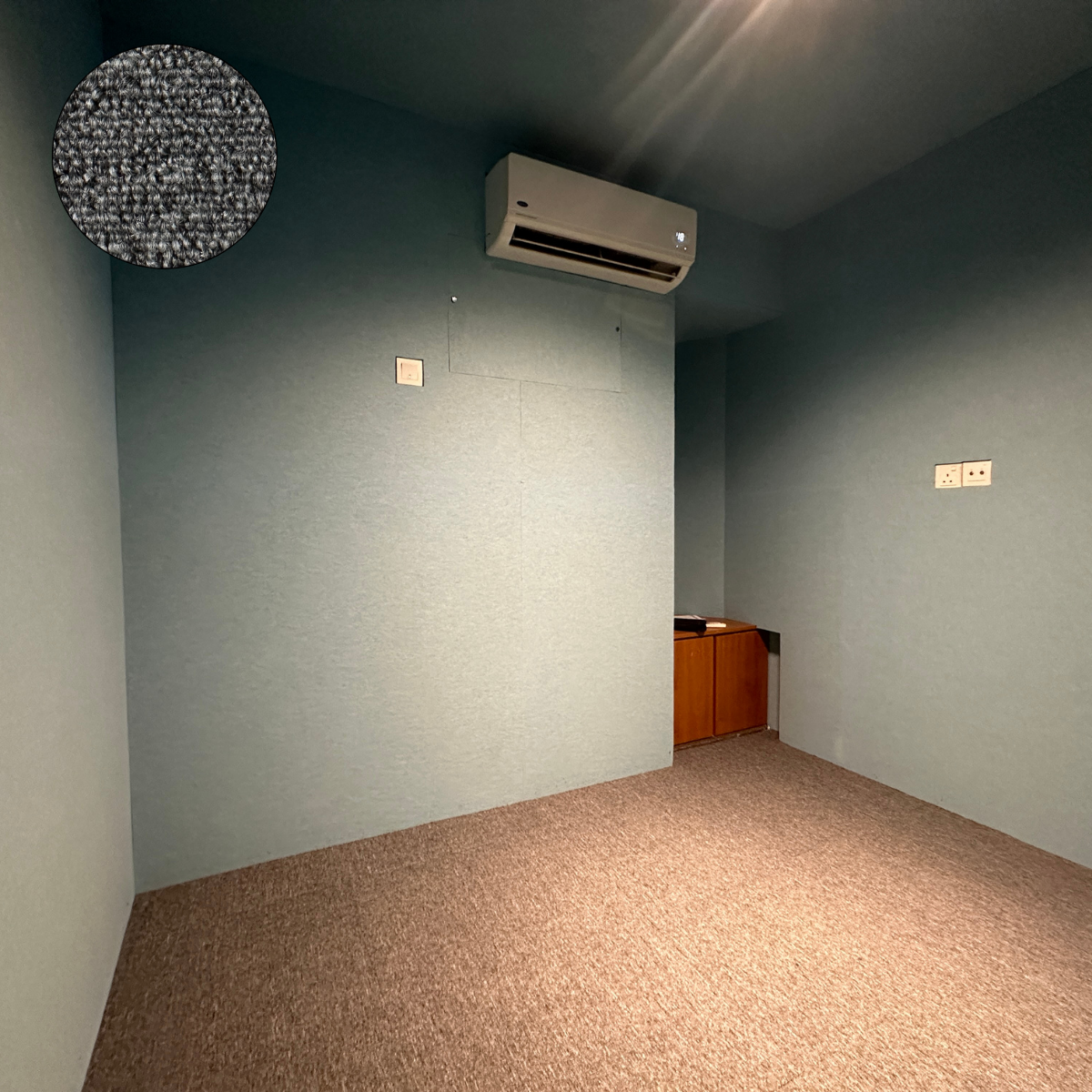 Soundproof carpet shock and sound absorbing mat